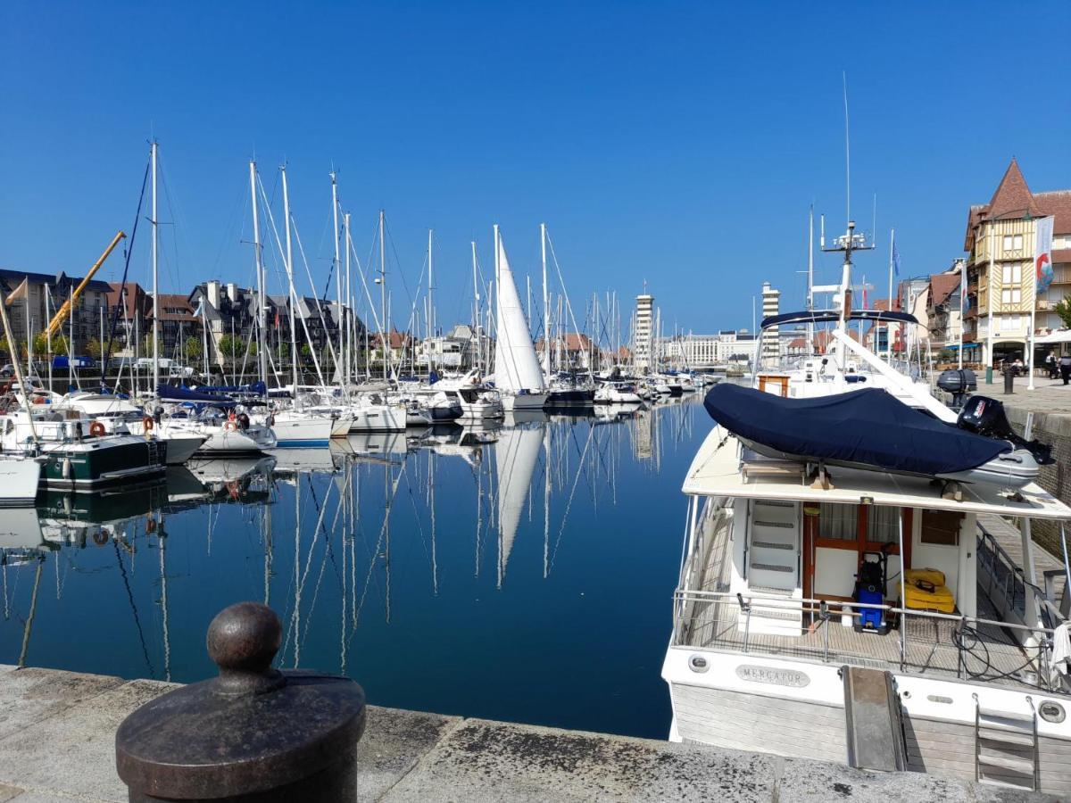 Studio Les Marinas-12 Deauville Exterior foto